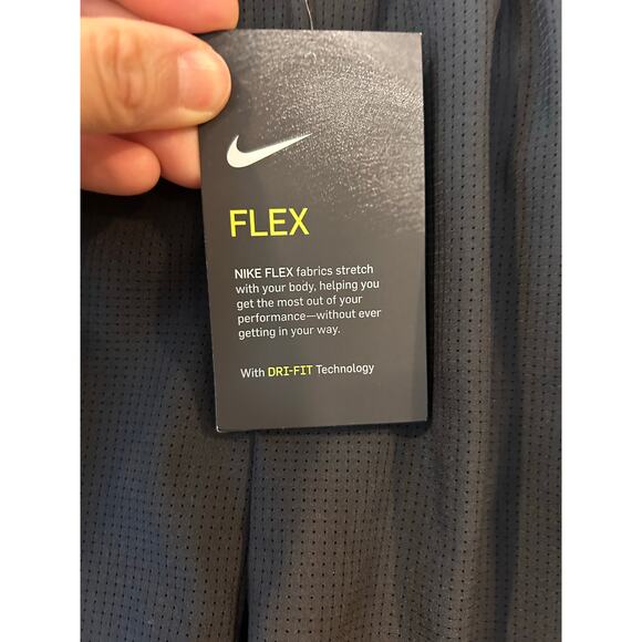 Nike Women's One Dri-FIT High-Waisted 3" 2-in-1 Shorts Size 2X - Picture 4 of 7